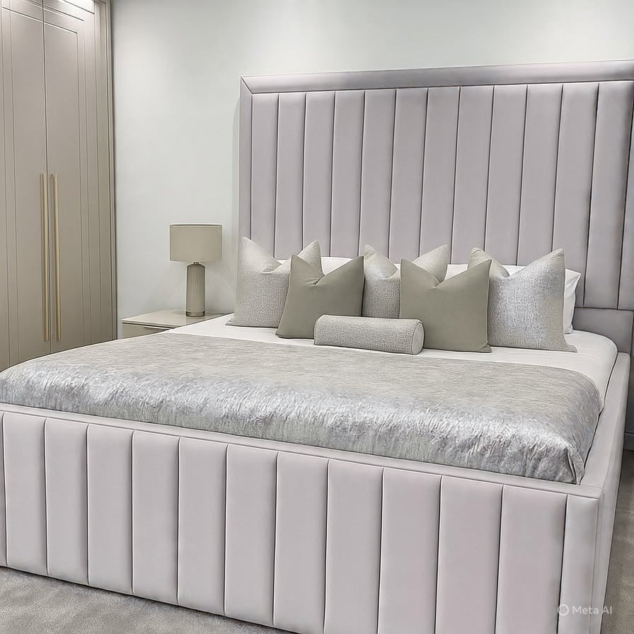 HAMPTON PANEL UPHOLSTERED BED